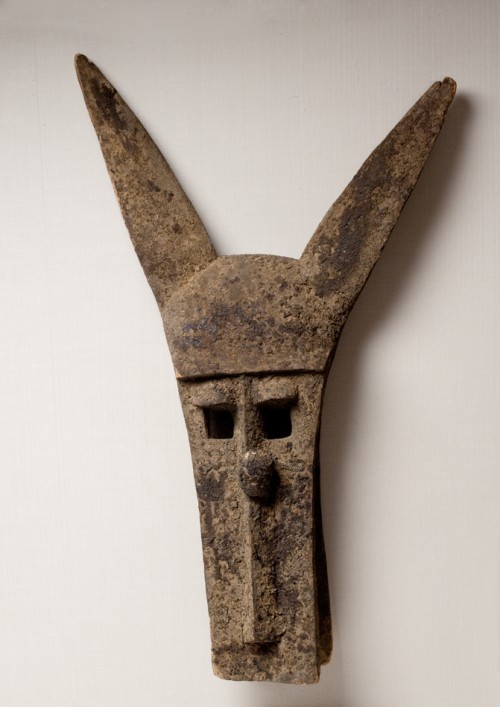 Horizontal Helmet Mask, Kono Society